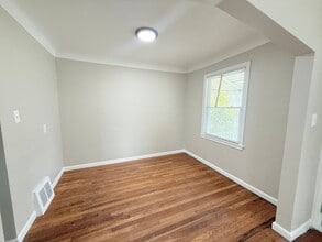 20008 Indiana St in Detroit, MI - Building Photo - Building Photo