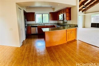 4180 Huanui St in Honolulu, HI - Building Photo - Building Photo