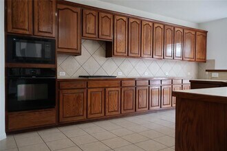 2403 Vestavia Ridge Ln in Cedar Park, TX - Building Photo - Building Photo