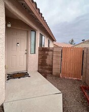 2912 N Xochi Pilli Dr in Tucson, AZ - Foto de edificio - Building Photo