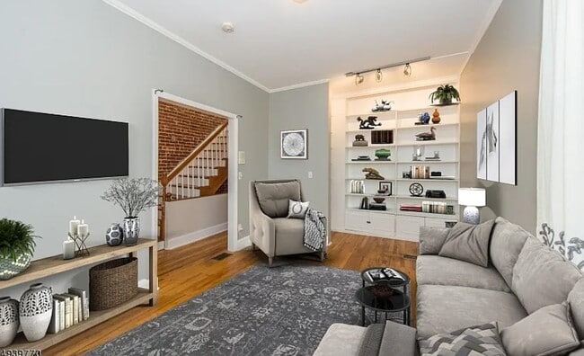 47 Webster Ave in Jersey City, NJ - Foto de edificio - Building Photo