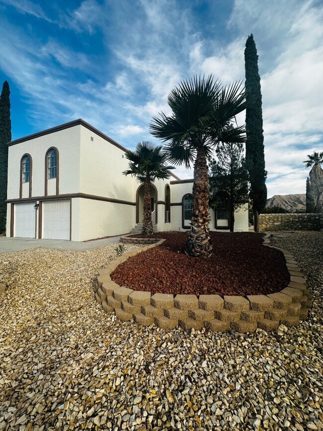 704 Espolon Dr in El Paso, TX - Building Photo - Building Photo