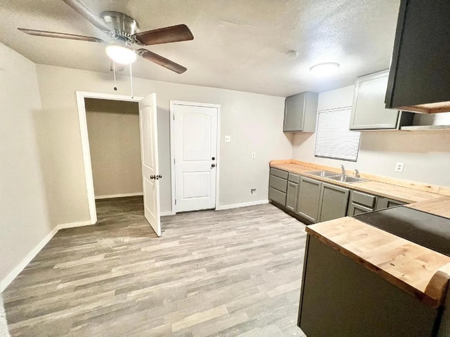 754 Fitch St in San Antonio, TX - Building Photo - Building Photo