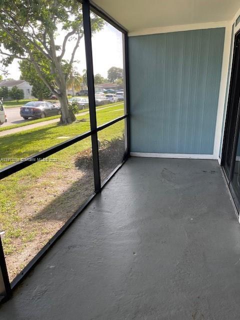 19740 SW 103rd Ct in Cutler Bay, FL - Foto de edificio - Building Photo