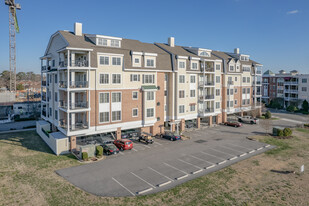 Old Beach Condominiums in Virginia Beach, VA - Foto de edificio - Building Photo