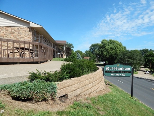 The Overlook in Clinton, IA - Foto de edificio - Building Photo