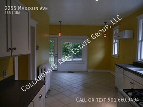 2255 Madison Ave in Memphis, TN - Building Photo - Building Photo