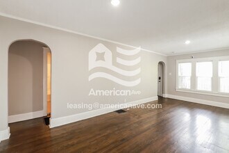 3525 Ruby Ave in Kansas City, KS - Foto de edificio - Building Photo