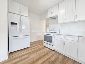 4754 W 163rd St in Lawndale, CA - Building Photo - Building Photo