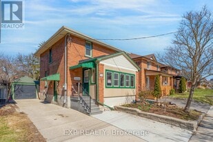 24 Onward Ave in Kitchener, ON - Building Photo