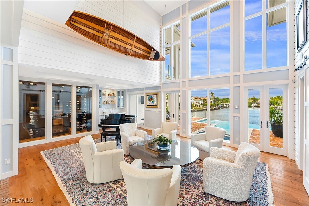 481 21st Ave S in Naples, FL - Building Photo