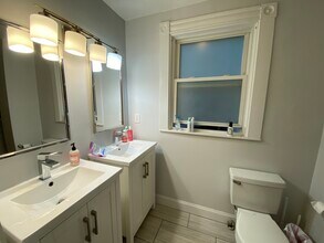 80 Hillside St, Unit Hillside in Boston, MA - Foto de edificio - Building Photo