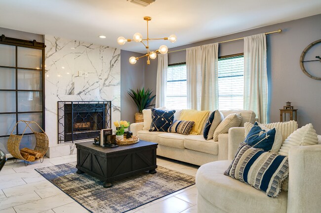 property at 2822 Palomar St