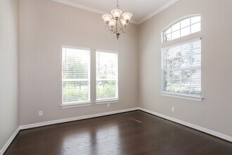 8402 Oak Knot Dr in Spring, TX - Building Photo - Building Photo