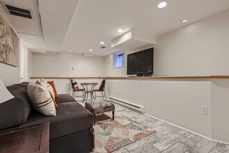 617 Logan St in Denver, CO - Building Photo - Building Photo