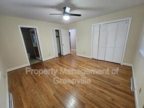 104 S Orchard Dr in Taylors, SC - Building Photo - Building Photo