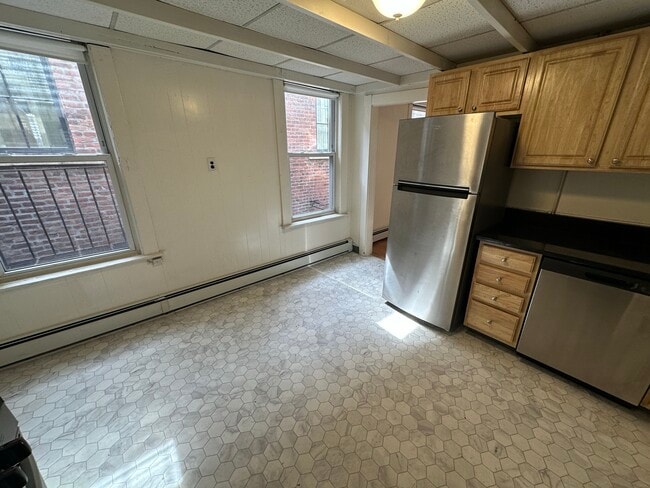 238 Cambridge St in Boston, MA - Building Photo - Building Photo