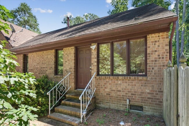 property at 1013 Marlbank Dr