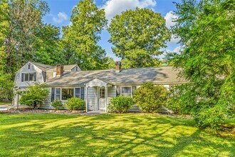 8 West Ln in South Salem, NY - Building Photo - Building Photo