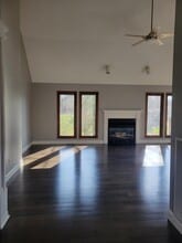 116 Knollwood Ln in Crossville, TN - Building Photo - Building Photo