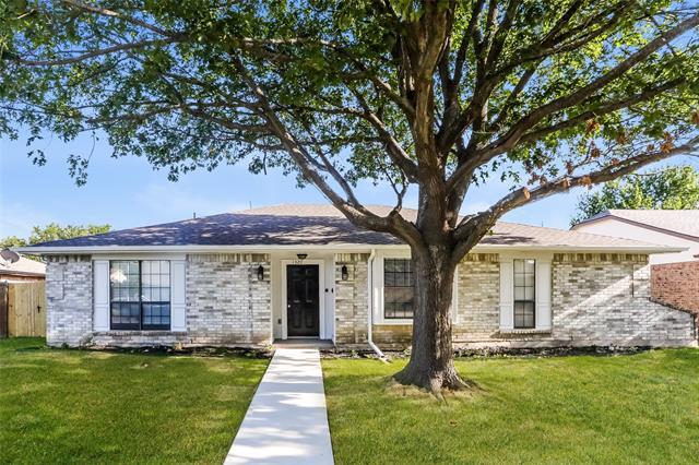 property at 1320 Devonshire Ln