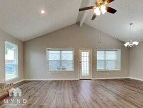 5407 Cross Valley Dr in Houston, TX - Building Photo - Building Photo