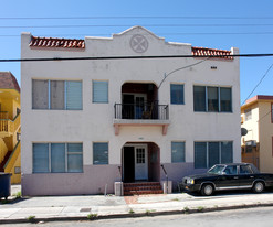 1452 NW 3rd St Apartments