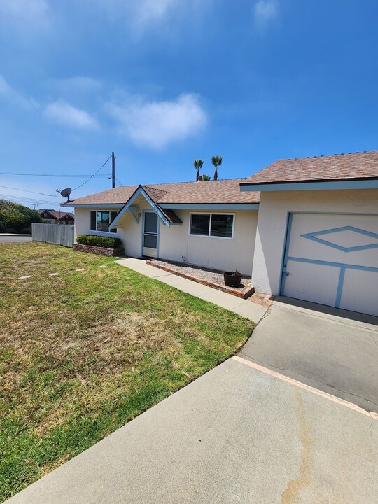507 N 5th St in Grover Beach, CA - Building Photo