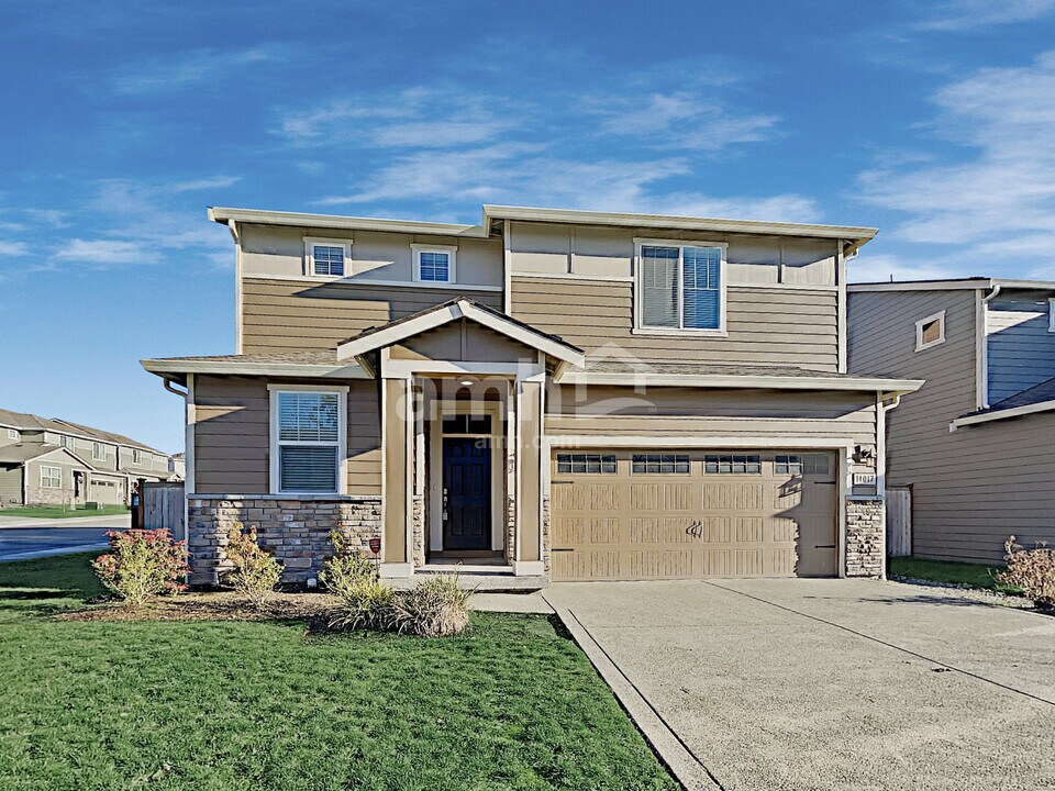 14017 67th Ave E in Puyallup, WA - Building Photo