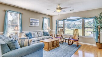 549 Blue Stem Dr in Pawleys Island, SC - Building Photo