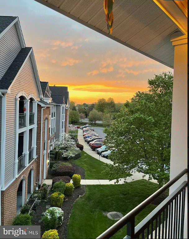 property at 20447 Chesapeake Sq