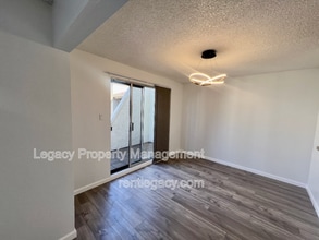 2200 Laguna Cir in Concord, CA - Foto de edificio - Building Photo