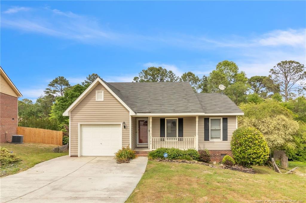 4725 Grandison Ct in Hope Mills, NC - Building Photo