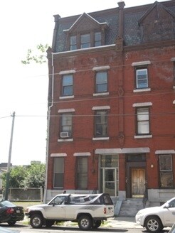 1512 W Girard Ave in Philadelphia, PA - Building Photo - Building Photo