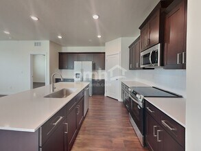 1487 N Barkvine Ave in Star, ID - Building Photo - Building Photo