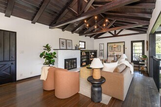 9 Upper Fremont Dr in San Rafael, CA - Building Photo - Building Photo