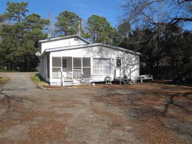 1207 Highway 15 in Myrtle Beach, SC - Foto de edificio