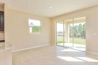 5215 Tannin Ln in Bradenton, FL - Foto de edificio - Building Photo