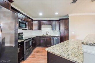 3007 68th St W in Lehigh Acres, FL - Building Photo - Building Photo