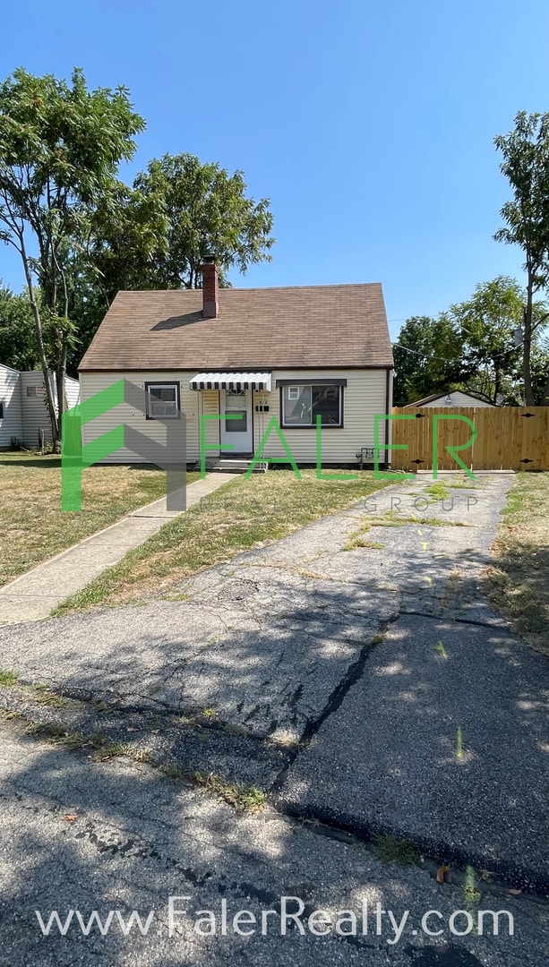 520 Alexander Dr in Dayton, OH - Building Photo - Building Photo