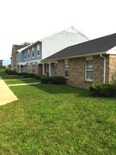 North Troy Apartments & Townhomes in Troy, OH - Building Photo - Building Photo