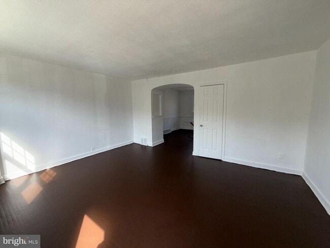 property at 1709 S 29th St