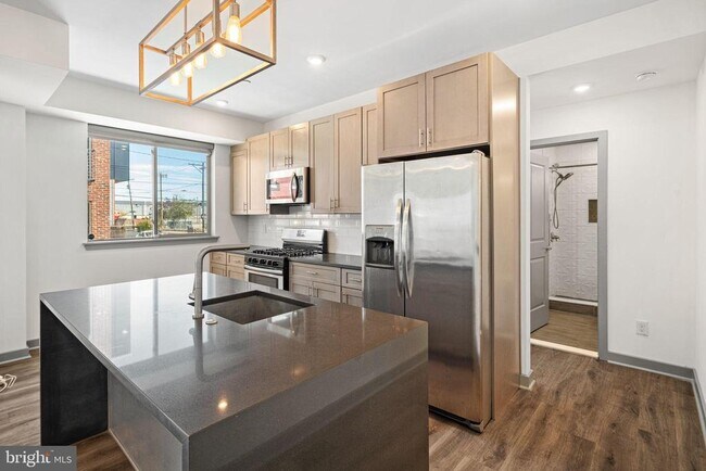 411 W Berks St in Philadelphia, PA - Building Photo - Building Photo