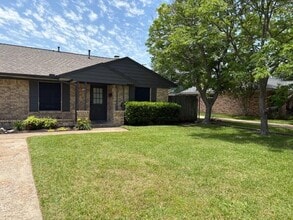 1814 Yarborough Dr in Sherman, TX - Building Photo - Building Photo
