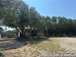 3058 Westview Dr in Canyon Lake, TX - Building Photo - Building Photo