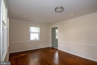 6733 Gouthier Rd in Falls Church, VA - Building Photo - Building Photo