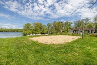 76 Ridgewood Rd in East Haddam, CT - Building Photo - Building Photo