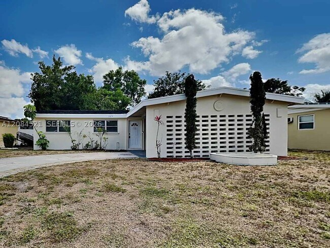 property at 11674 Oleander Dr