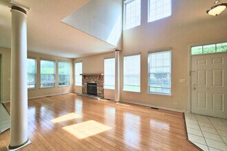 6 Clara Ct in Algonquin, IL - Building Photo - Building Photo