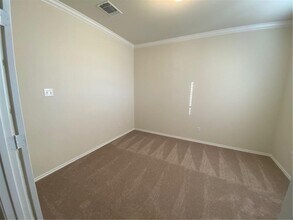 200 Kildeer Pass in Jarrell, TX - Building Photo - Building Photo